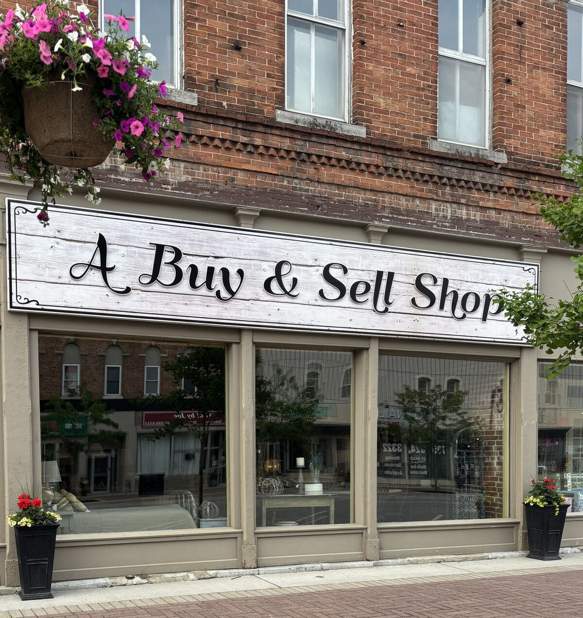 A Buy & Sell Shop