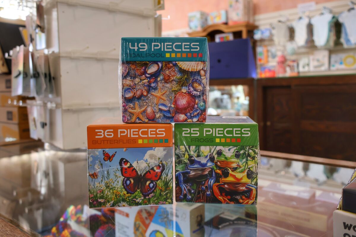 Tradewind Toys & Gifts