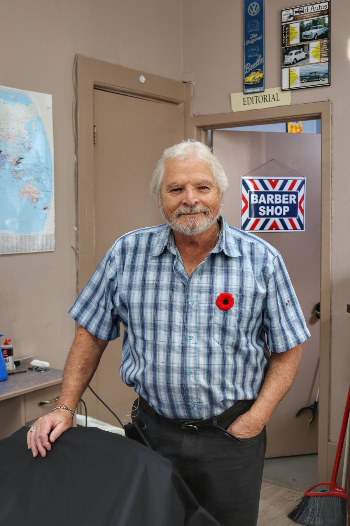 Wally's Haircutting for Men